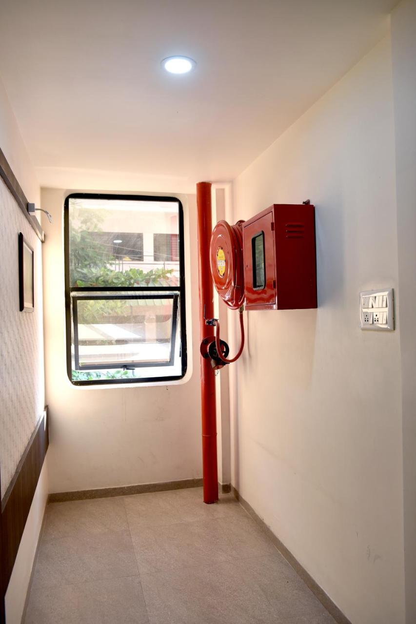Hotel Lotus Chandrapur Kültér fotó